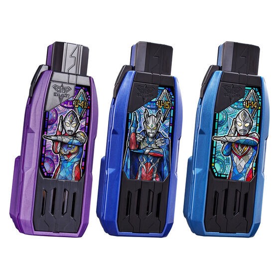 PRE-ORDER : Ultraman Trigger DX Guts Hyper Key Premium EX Selection