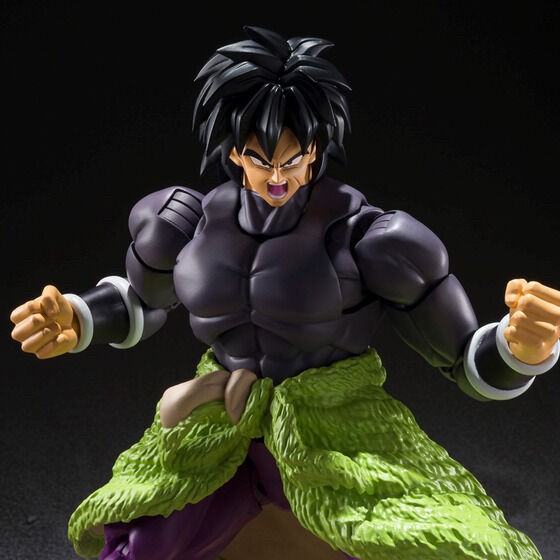 PRE-ORDER : S.H.Figuarts BROLY Super Hero