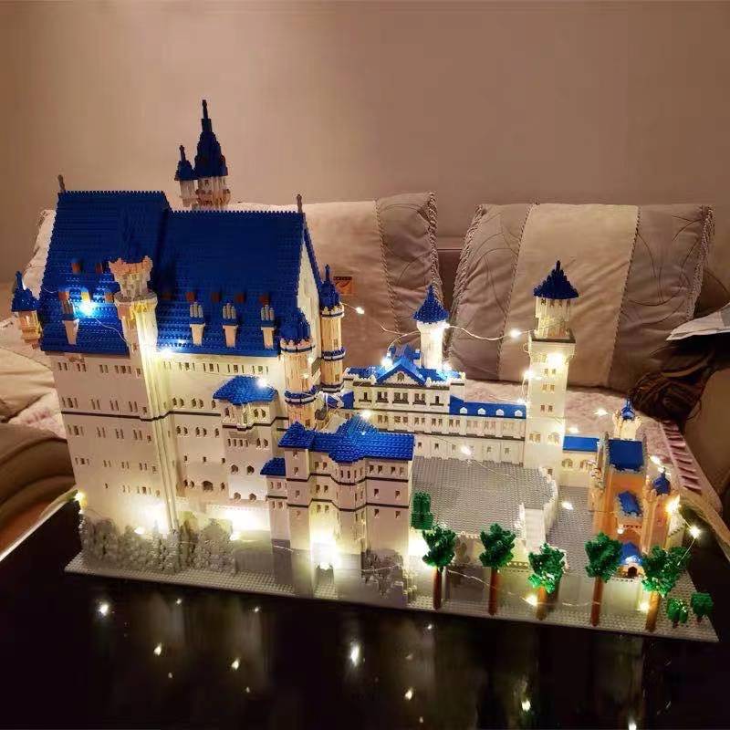 Lezi lz 8020 New Swan Stone Castle 11810pcs