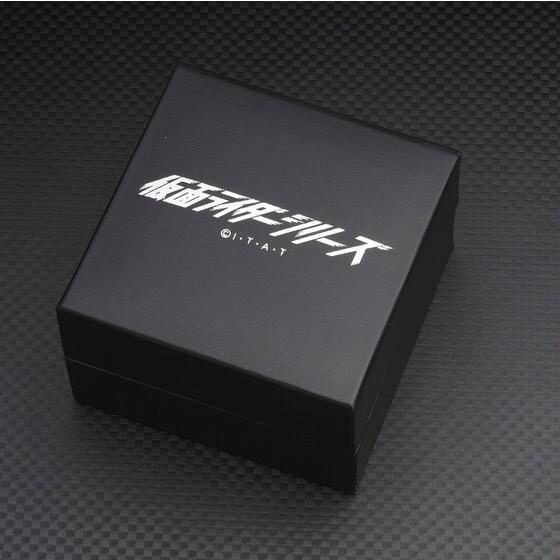 PRE-ORDER : Kamen Rider V3 Transformation Belt Type Wrist Watch