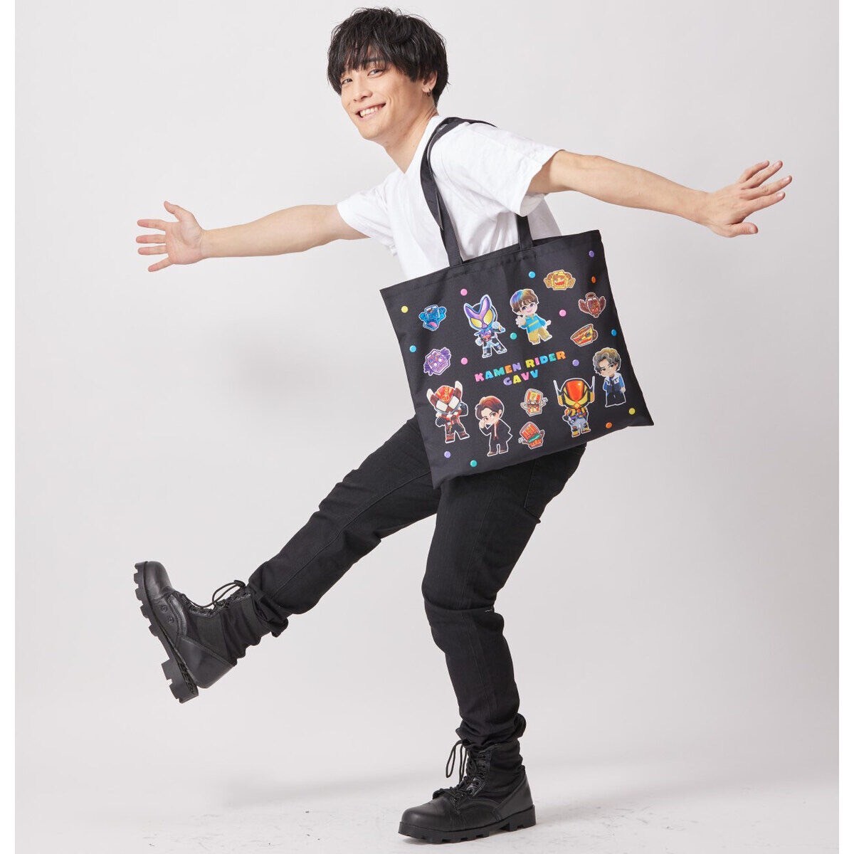 PRE-ORDER : KAMEN RIDER GAVV Stylized Tote Bag