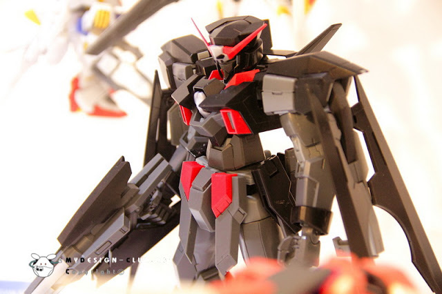 MG 1/100 Gundam AGE-2 Dark Hound by Bandai