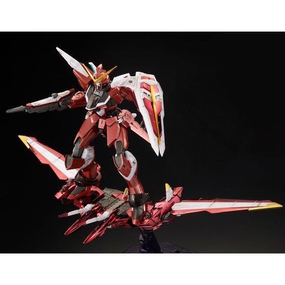 PRE-ORDER : MG 1/100 JUSTICE GUNDAM (SPECIAL COATING VER.) PLASTIC MODEL