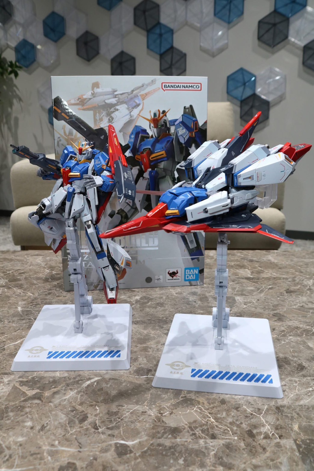 Gundam - Metal Build - Zeta Gundam by Bandai