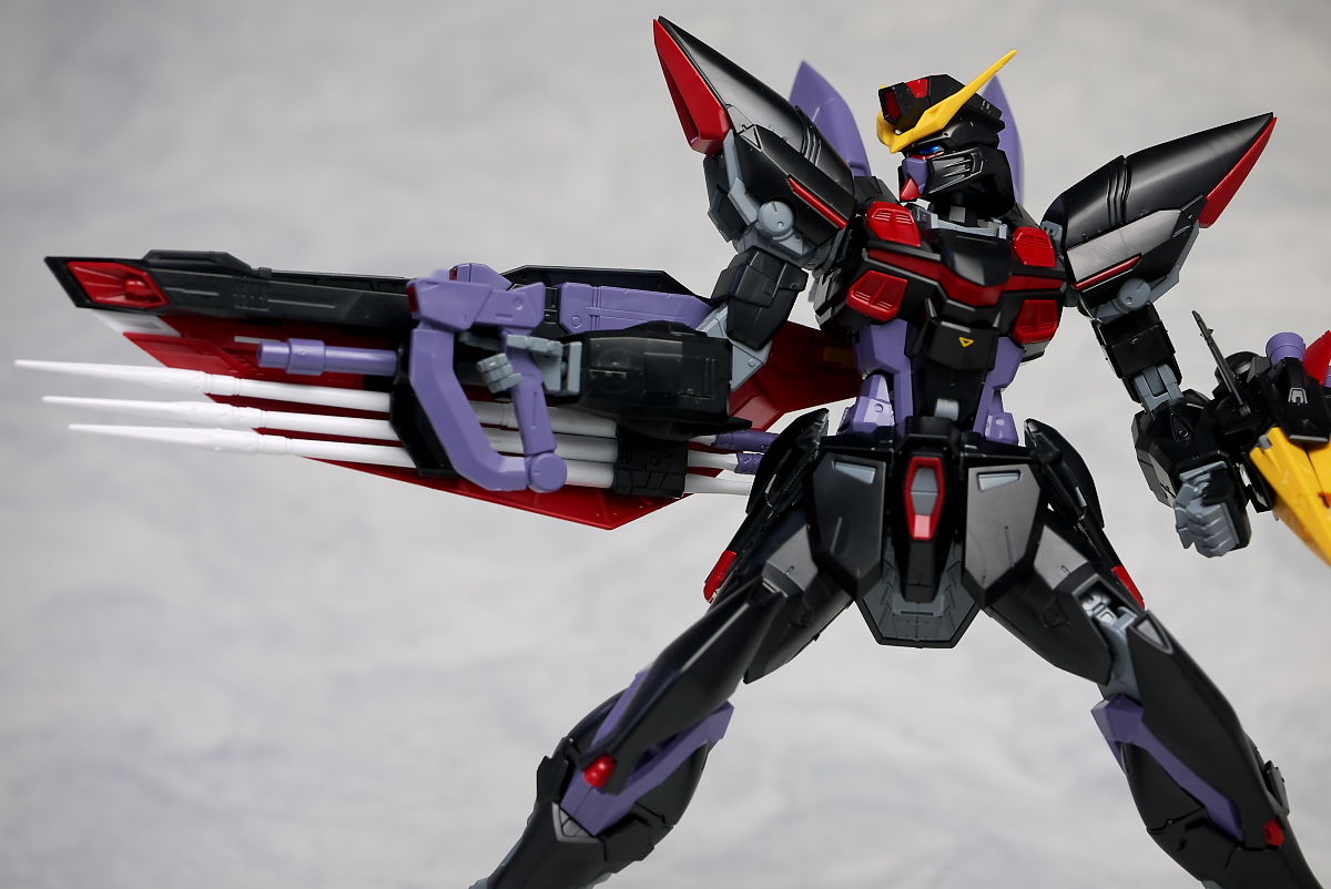 MG 1/100 GAT-X207 Blitz Gundam by Bandai