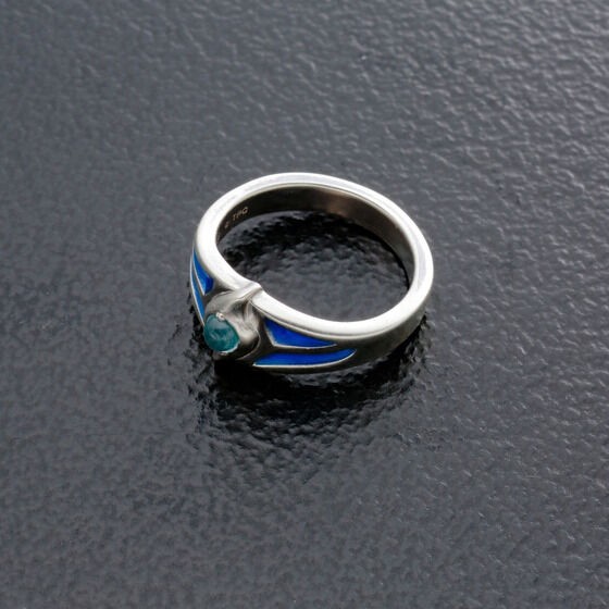 PRE-ORDER : Ultraman Cosmos x BEYOND COOL Ring