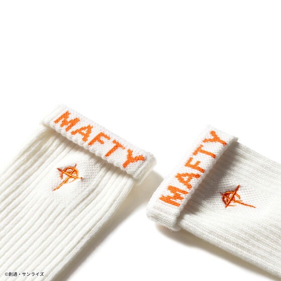 PRE-ORDER : STRICT-G "Mobile Suit Gundam" Basic Socks 3P Set