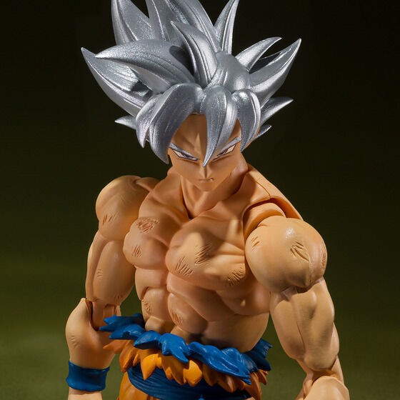 PRE-ORDER : S.H.Figuarts SON GOKU ULTRA INSTINCT -TOYOTAROU Edition-