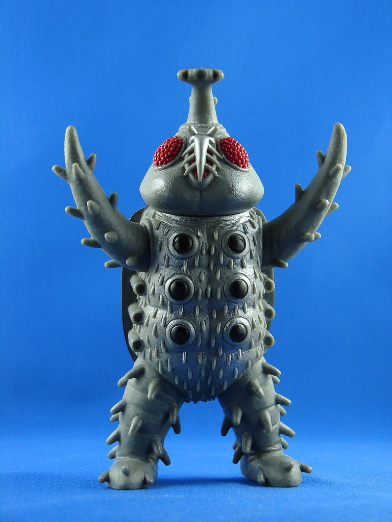 Ultra Monster Series - Ultraman Leo No.15 Satan Beetle (grey, silver spray) 7” by Bandai