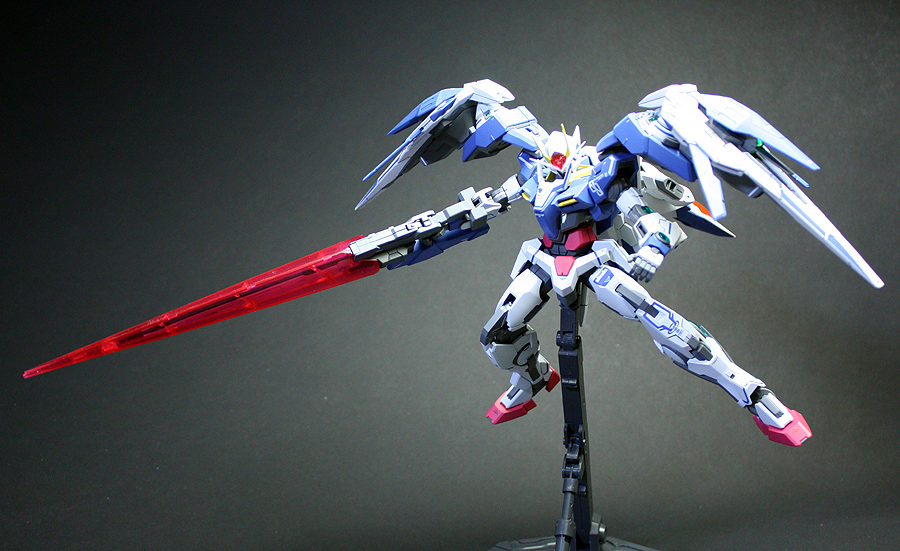 MG 1/100 GN-0000+GNR-010 OO Raiser by Bandai