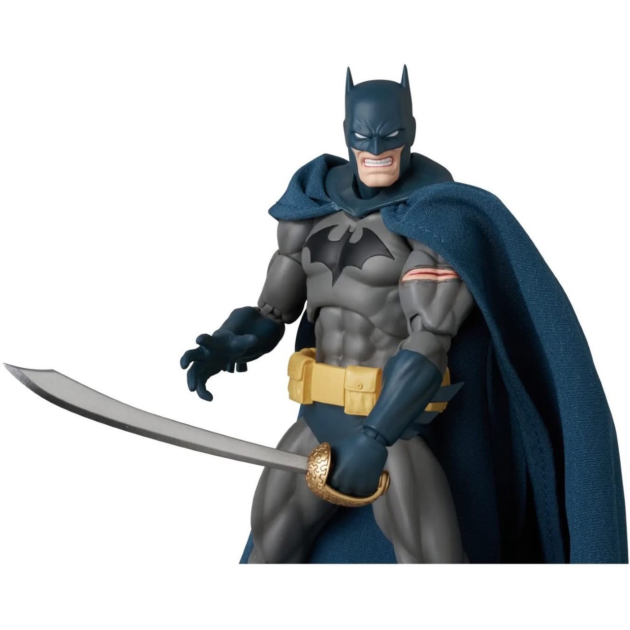 Pre-order : MAFEX Batman Damage Ver. (Batman: Hush Ver.) by Medicom Toy