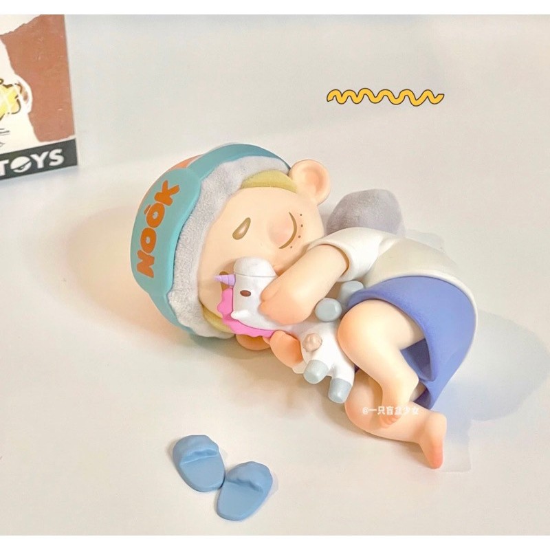 Nook The Kid by 52toys