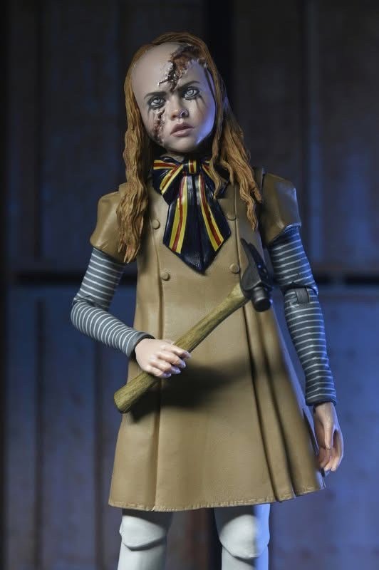 Pre-order : M3GAN 7" Ultimate Action Figure by NECA