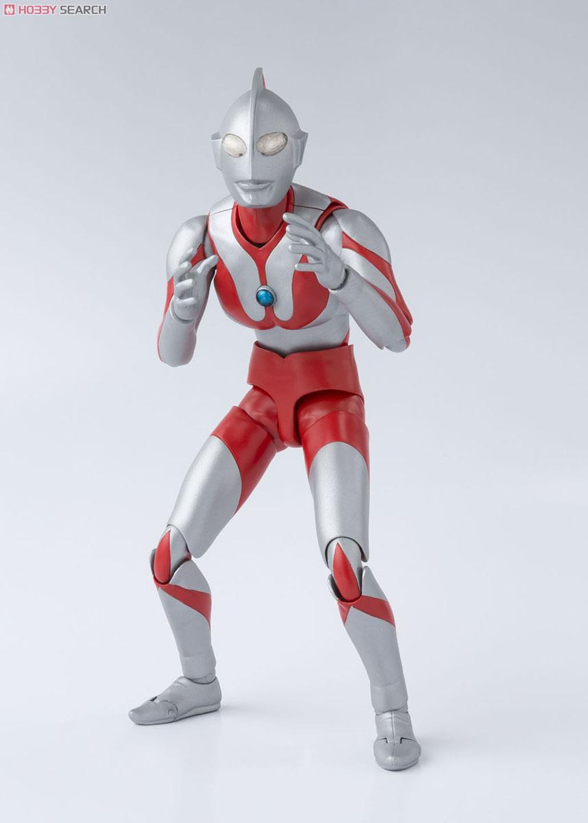 S.H.Figuartst Ultraman by Bandai