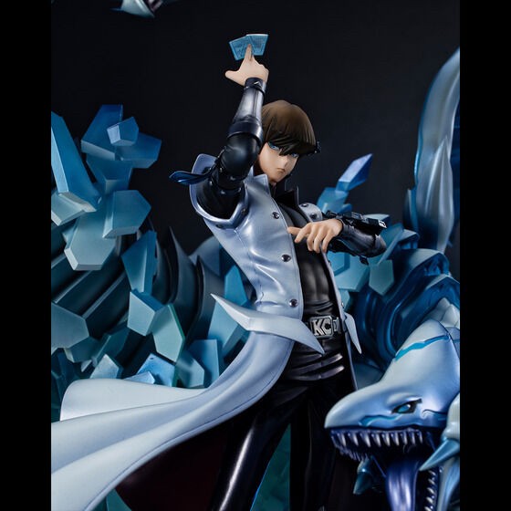 PRE-ORDER : V.S. Series Yu-Gi-Oh! THE DARK SIDE OF DIMENSIONS Seto Kaiba PVC Figure