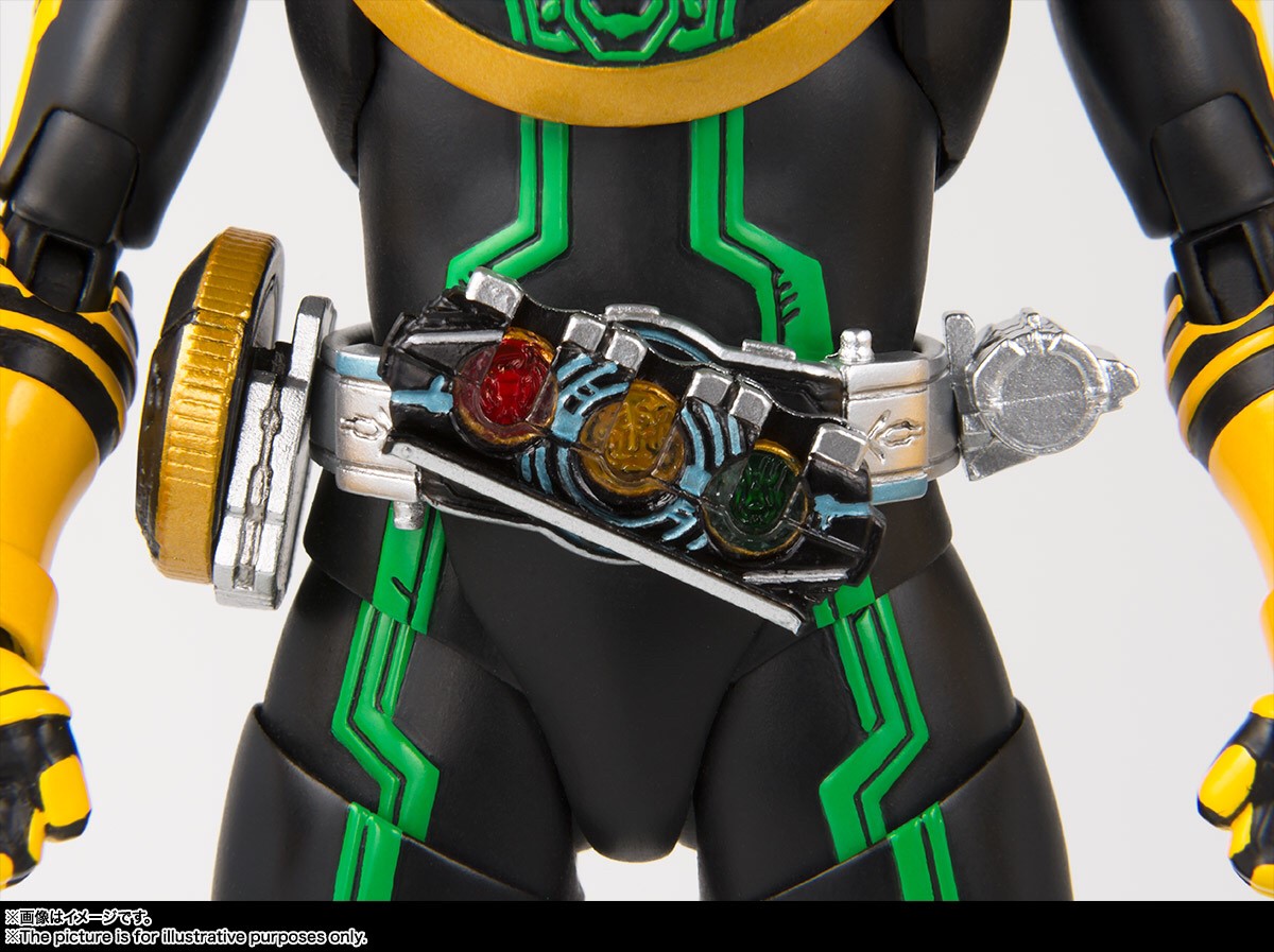 Pre-order : S.H.FIGUARTS (SHINKOCCOU SEIHOU) KAMEN RIDER OOO TATOBA COMBO