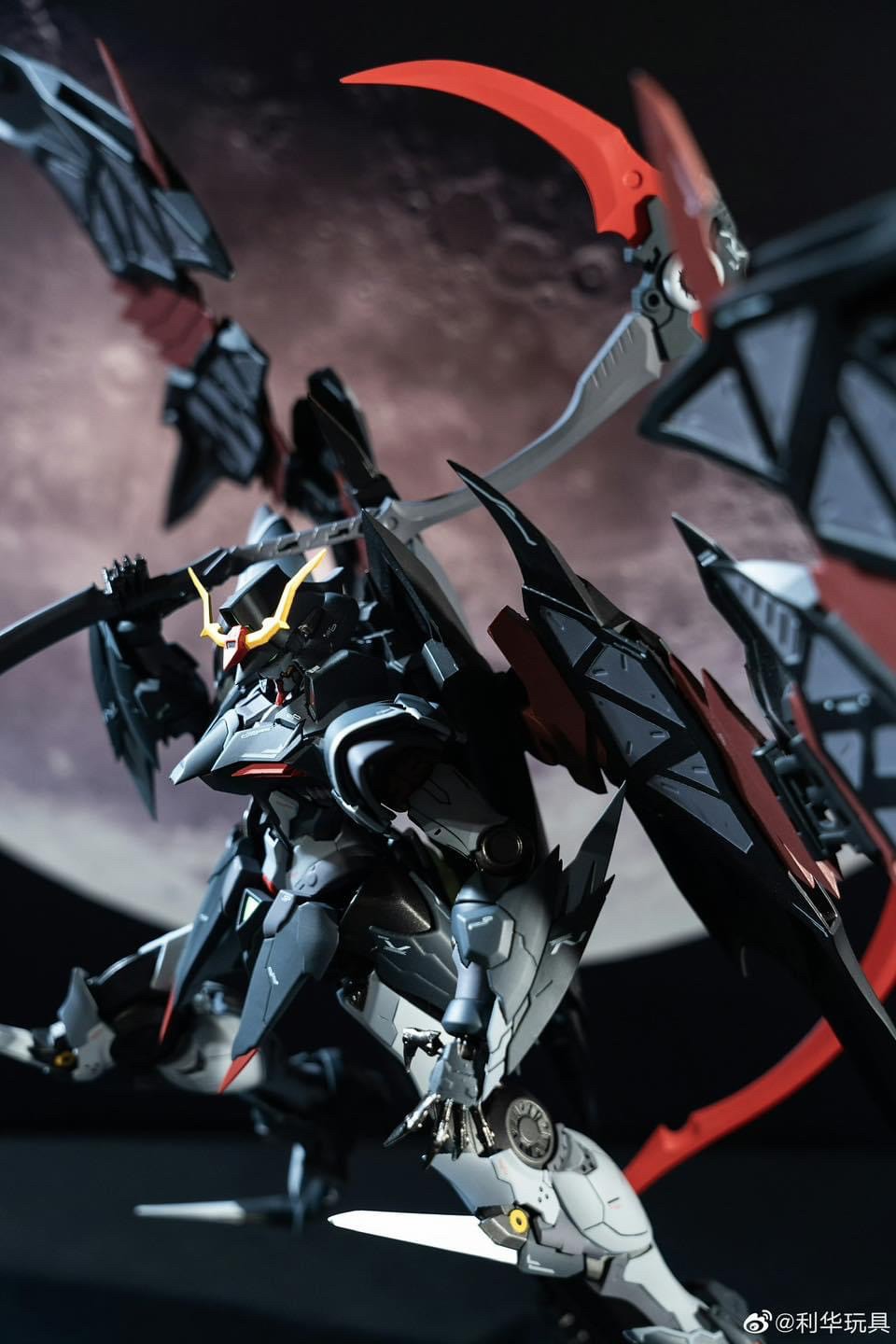 Pre-order : 1/72 Scale Metal Build Deathscythe Hell Gundam EW Ver. (Hell Grim Ripper) Diecast Action Figure by LiHua Model