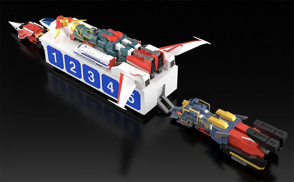 Pre-order : *GSC Online Exclusive* THE GATTAI Kaiser Carrier by Good Smile Company