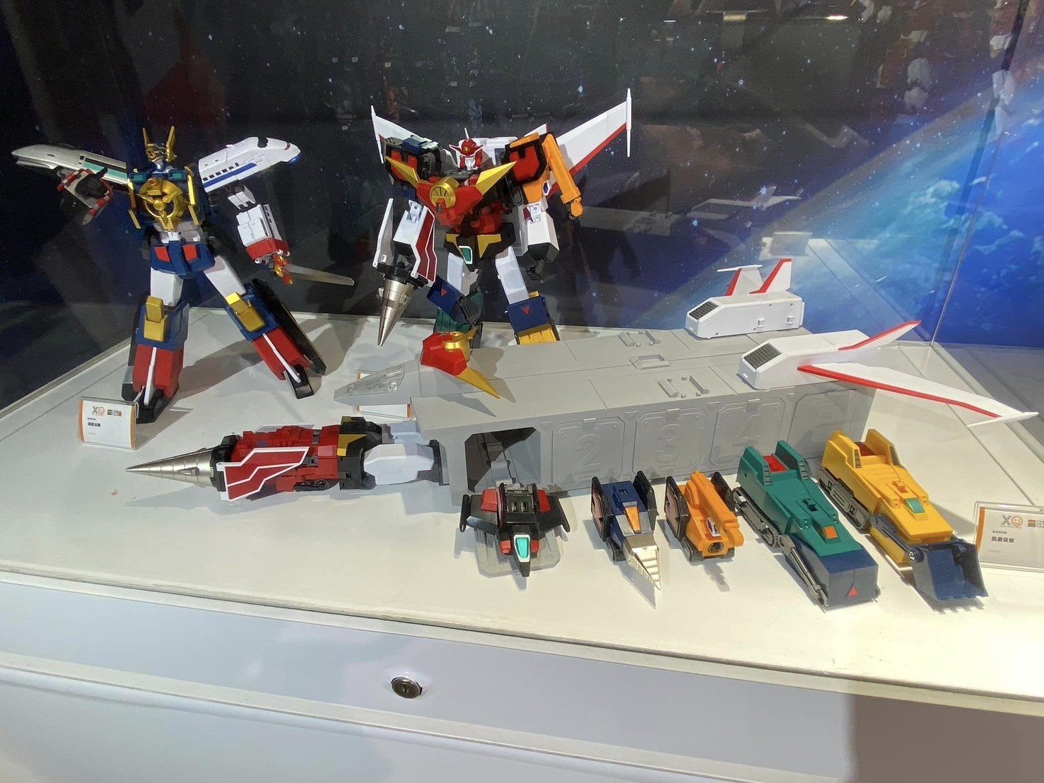 Pre-order : *GSC Online Exclusive* THE GATTAI Kaiser Carrier by Good Smile Company