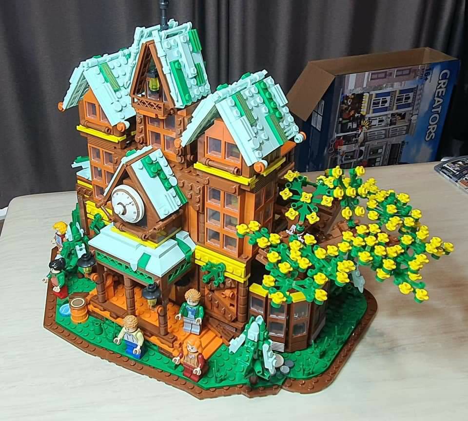86002 Tree House 2466pcs