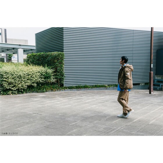 PRE-ORDER : STRICT-G NANGA "Mobile Suit Gundam" AURORA Down Jacket