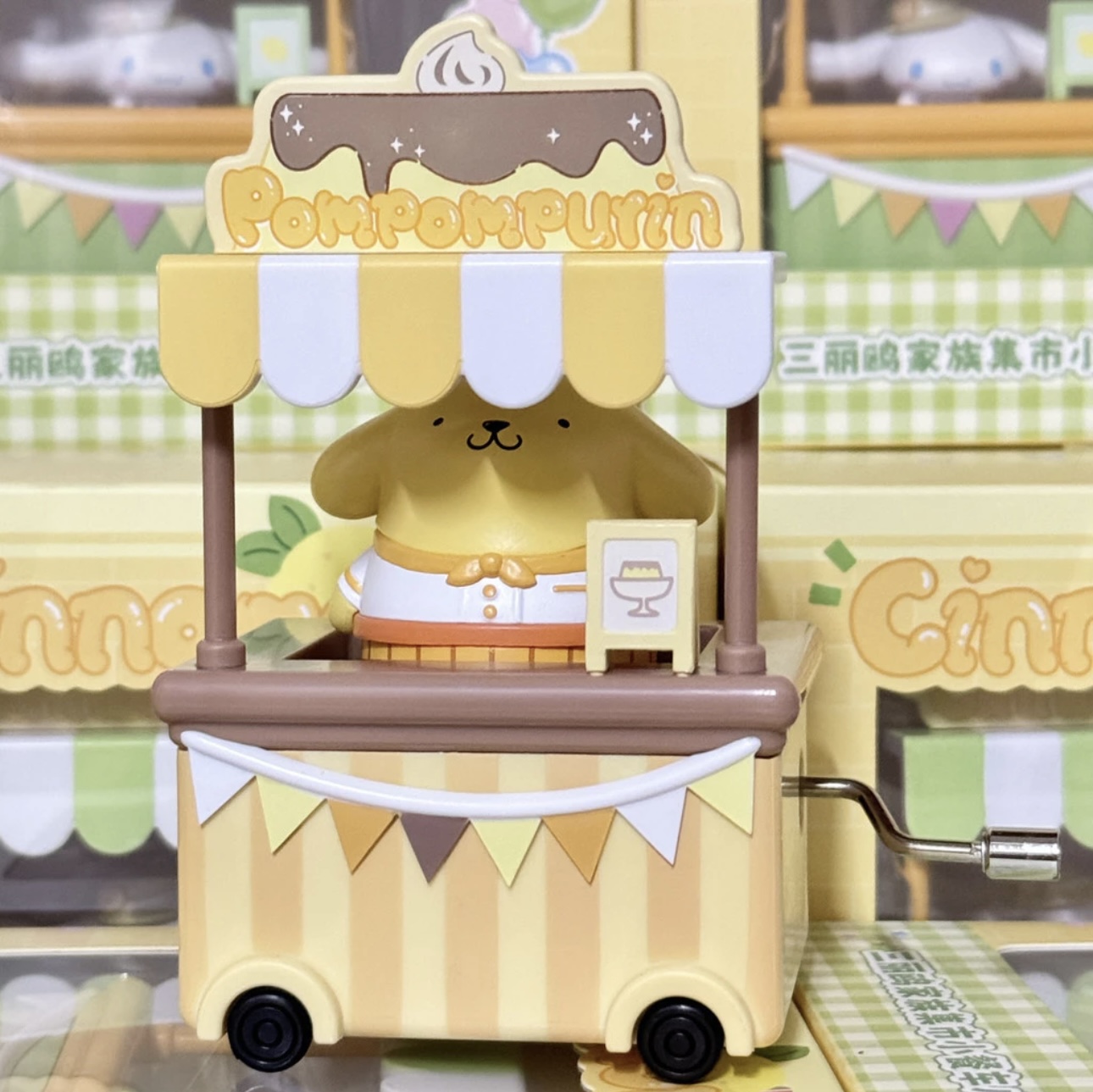 กล่องดนตรีมือหมุน Sanrio ลิขสิทธิ์แท้ - Sanrio Family Market Food Stall Hand Crank Music Box by Holly Box