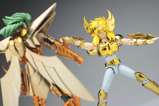 Saint Seiya Saint Cloth Myth Cygnus Hyoga Power of Gold by Bandai