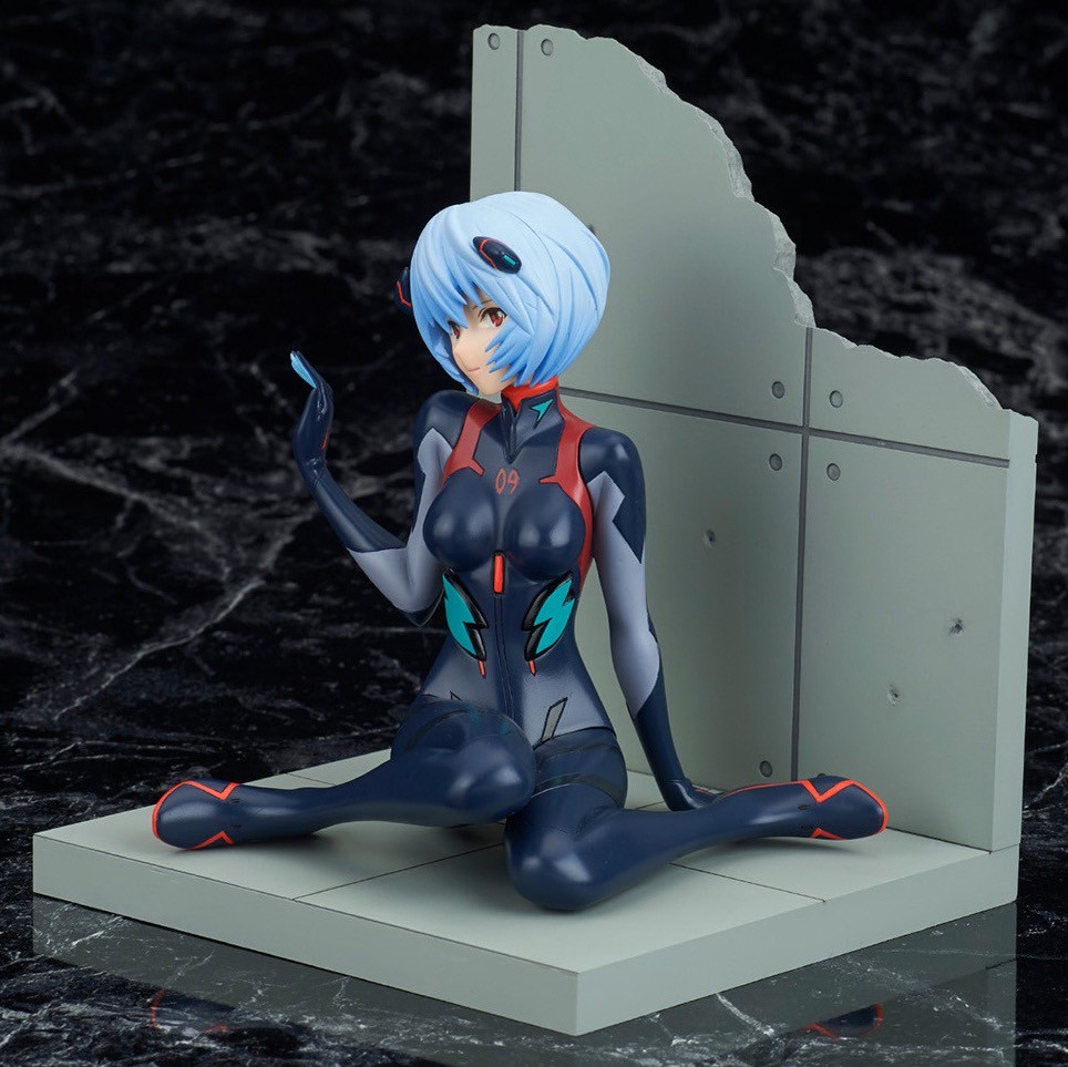 Pre-order : 1/7 Rebuild of Evangelion: Asuka Shikinami Langley Plugsuit Ver. / Rei Ayanami (tentative name) Plugsuit Ver. New Theatrical Color by BellFine (Reissue)