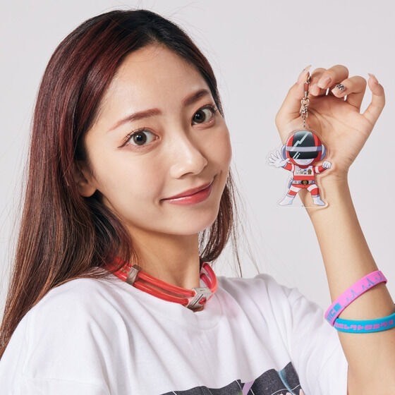 PRE-ORDER : Choudenshi Bioman x AIKA ELECTRONICS Acrylic Charm