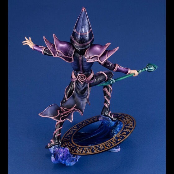 PRE-ORDER : ART WORKS MONSTERS Yu-Gi-Oh! Duel Monsters Dark Magician -Destined Duel-