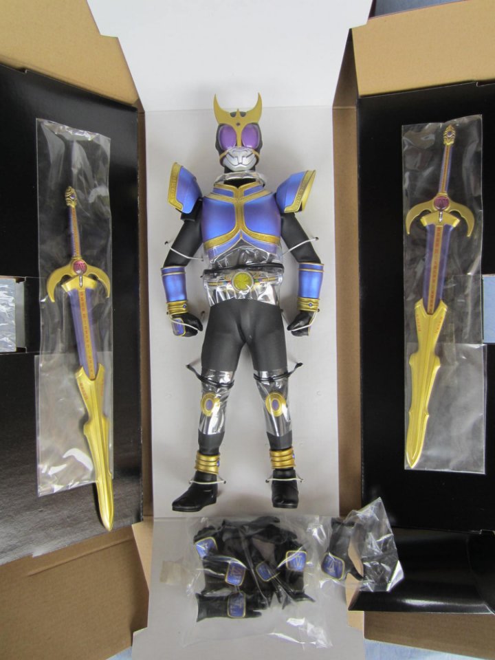 THM-25 Kamen Rider Kuuga Rising Titan 1/6 Scale by Time House Maniax