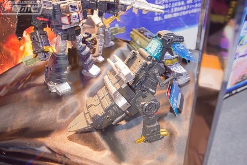 Pre-order : Transformers x Godzilla T-SPARK “SYNERGENEX” Series Megatron TYPE Godzilla by Takara Tomy