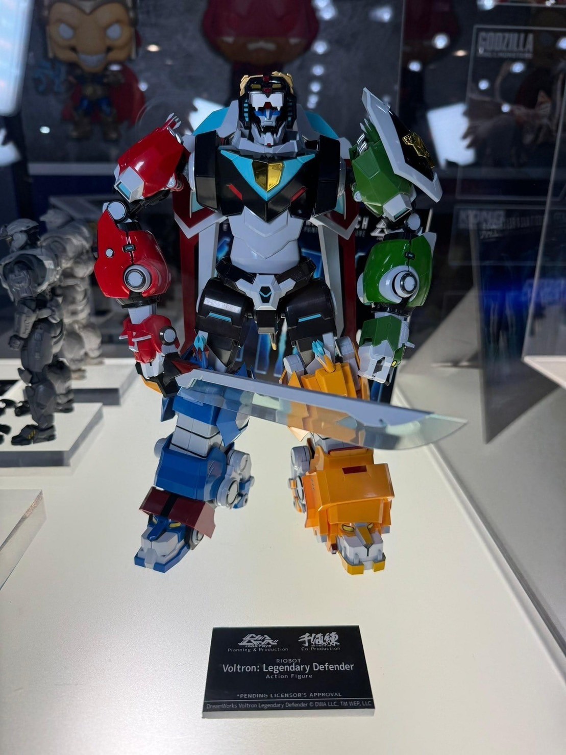 Pre-order : RIOBOT Voltron (Normal ver.) by Sentinel