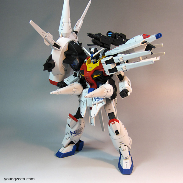 1/100 LN-ZGMF-X13A Nix Providence Gundam by Bandai