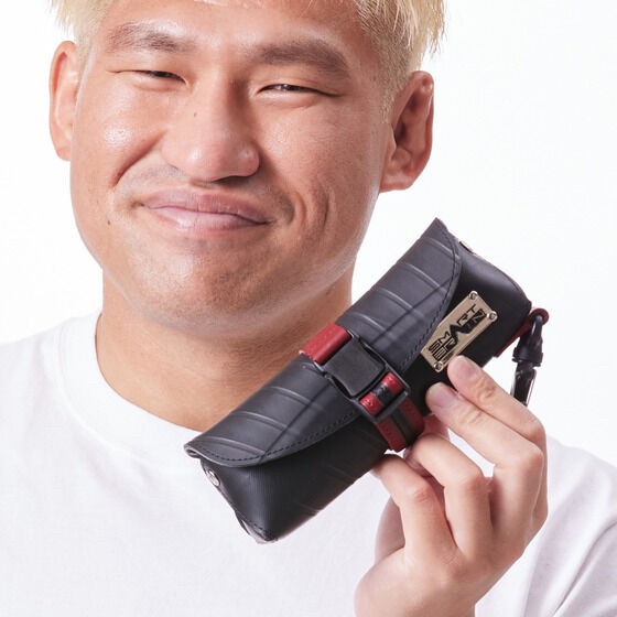 PRE-ORDER : Kamen Rider 555 SEAL Glasses Case