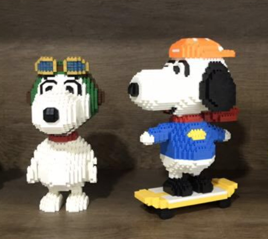 Babu 8822 Snoopy on Skateboard 1550pcs