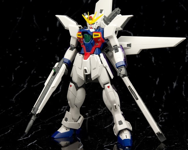 MG 1/100 GX-9900 Gundam X by Bandai