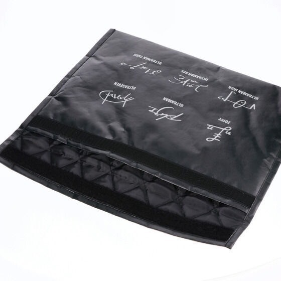 PRE-ORDER : Ultraman Series Multi Case