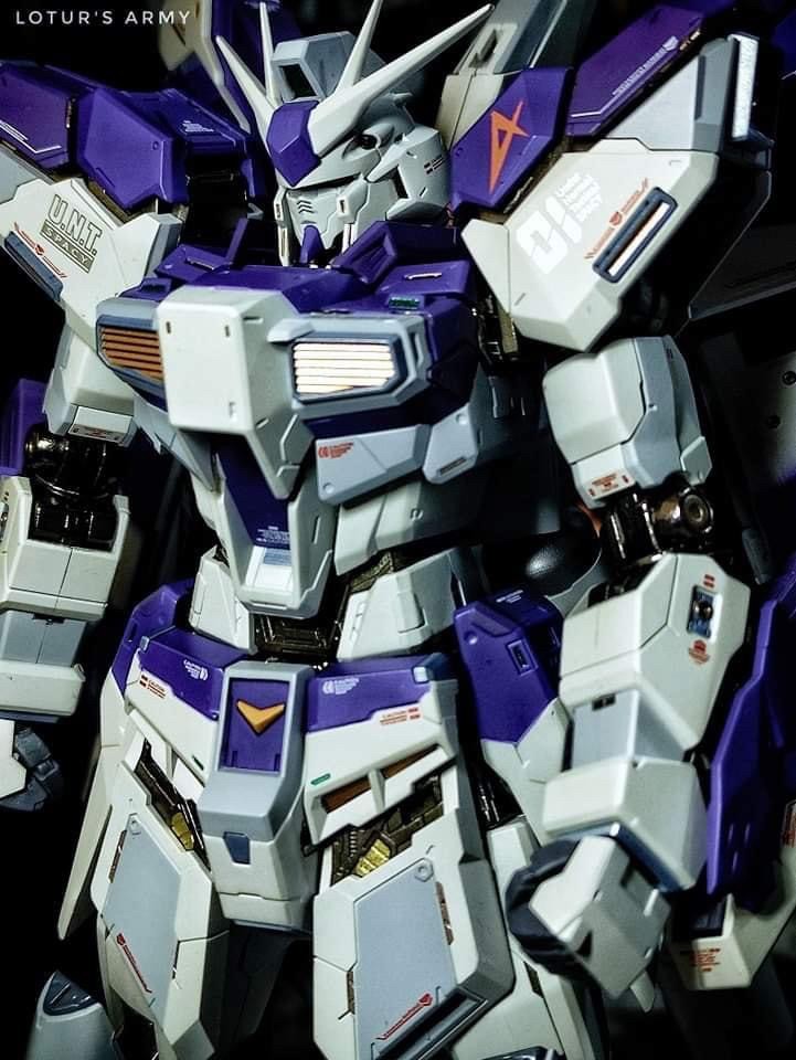Gundam - Metal Build RX-93-v2 Hi-v (Hi-Nu) Gundam by Bandai