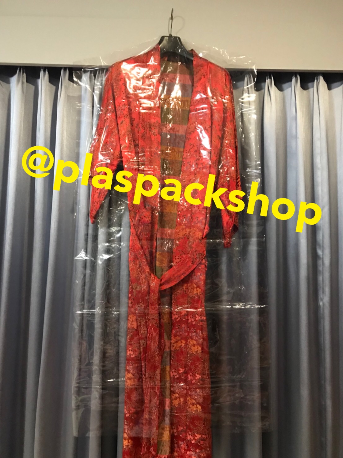 ถุงคลุมเสื้อใสล้วน 24"x50" 17ใบต่อกิโล