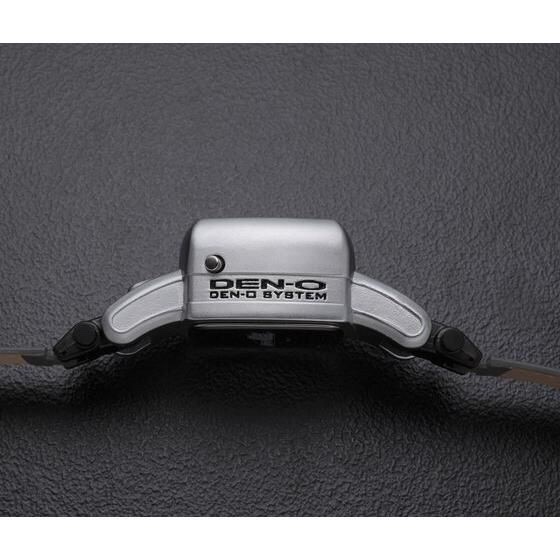 PRE-ORDER : Masked Rider Den-O Henshin! Watch (Live Action Watch) (มีไฟ LED)