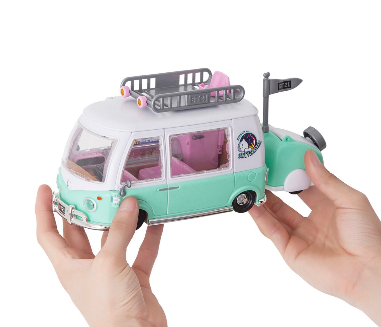 ฟิกเกอร์รถ BT21 Universtar Camping Car Play Set by Line Friends x Young Toys