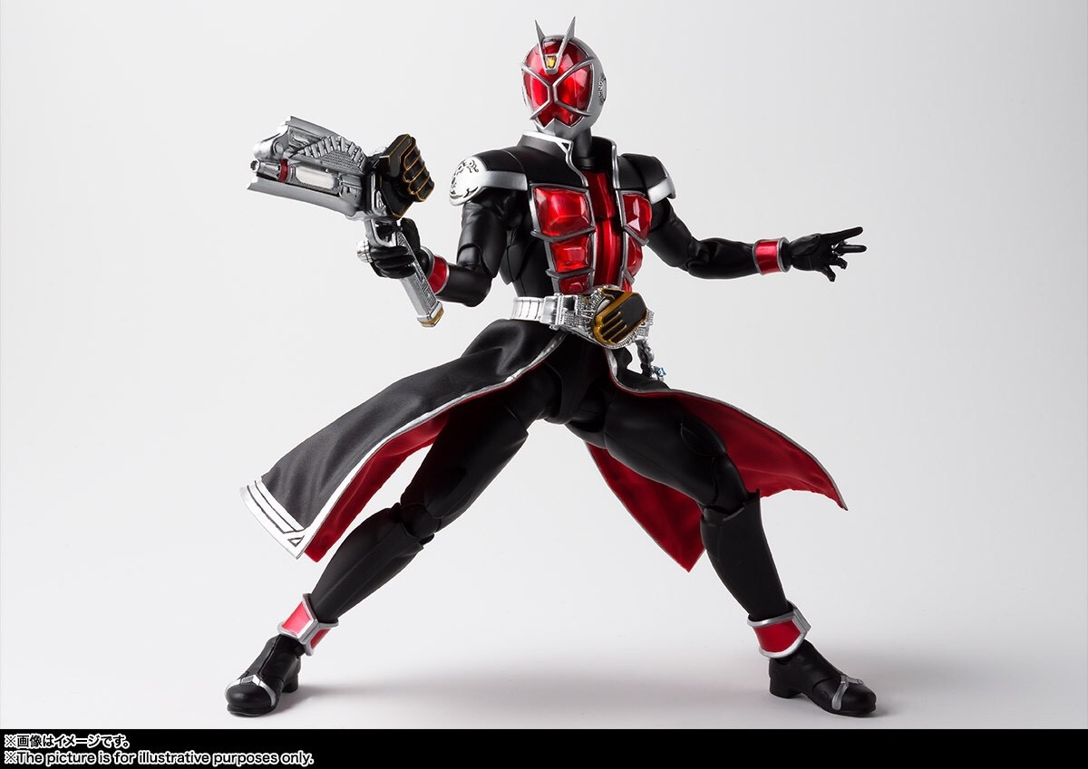 Pre-order : S.H.FIGUARTS (SHINKOCCOU SEIHOU) KAMEN RIDER WIZARD FLAME STYLE