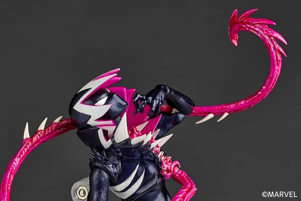 Pre-order : Revoltech Amazing Yamaguchi Gwenom by Kaiyodo