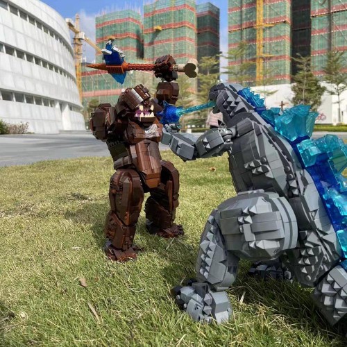 Panlos Brick 687001 Godzilla vs Kong 2106pcs
