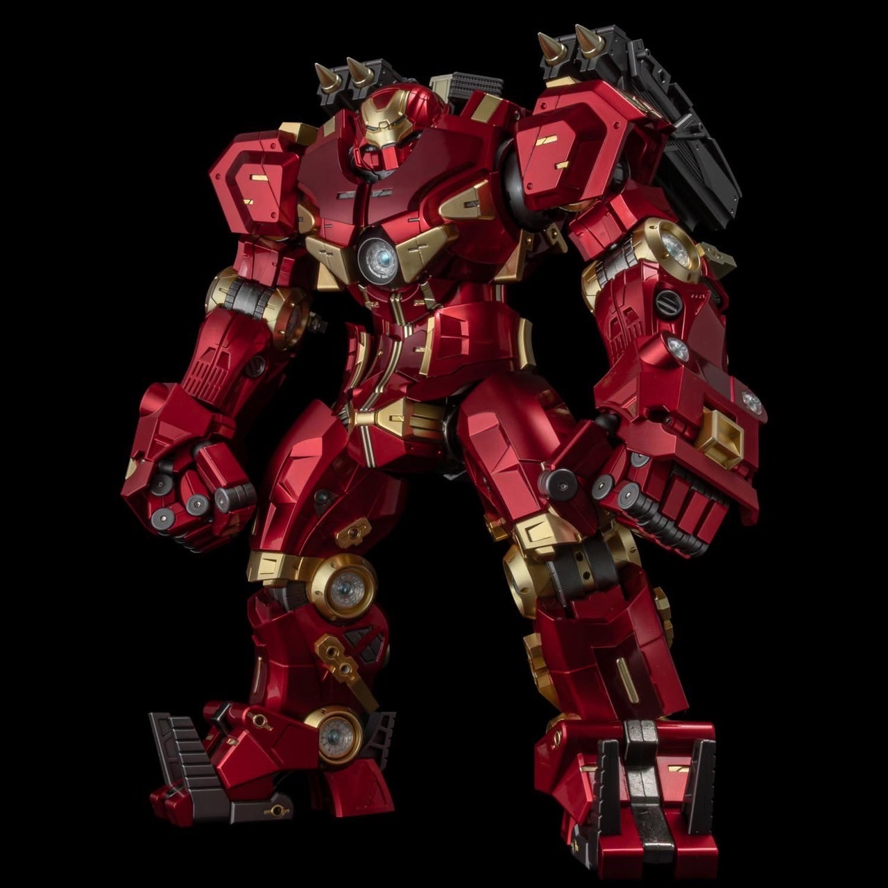 Pre-order : FIGHTING ARMOR Hulkbuster by Sentinel
