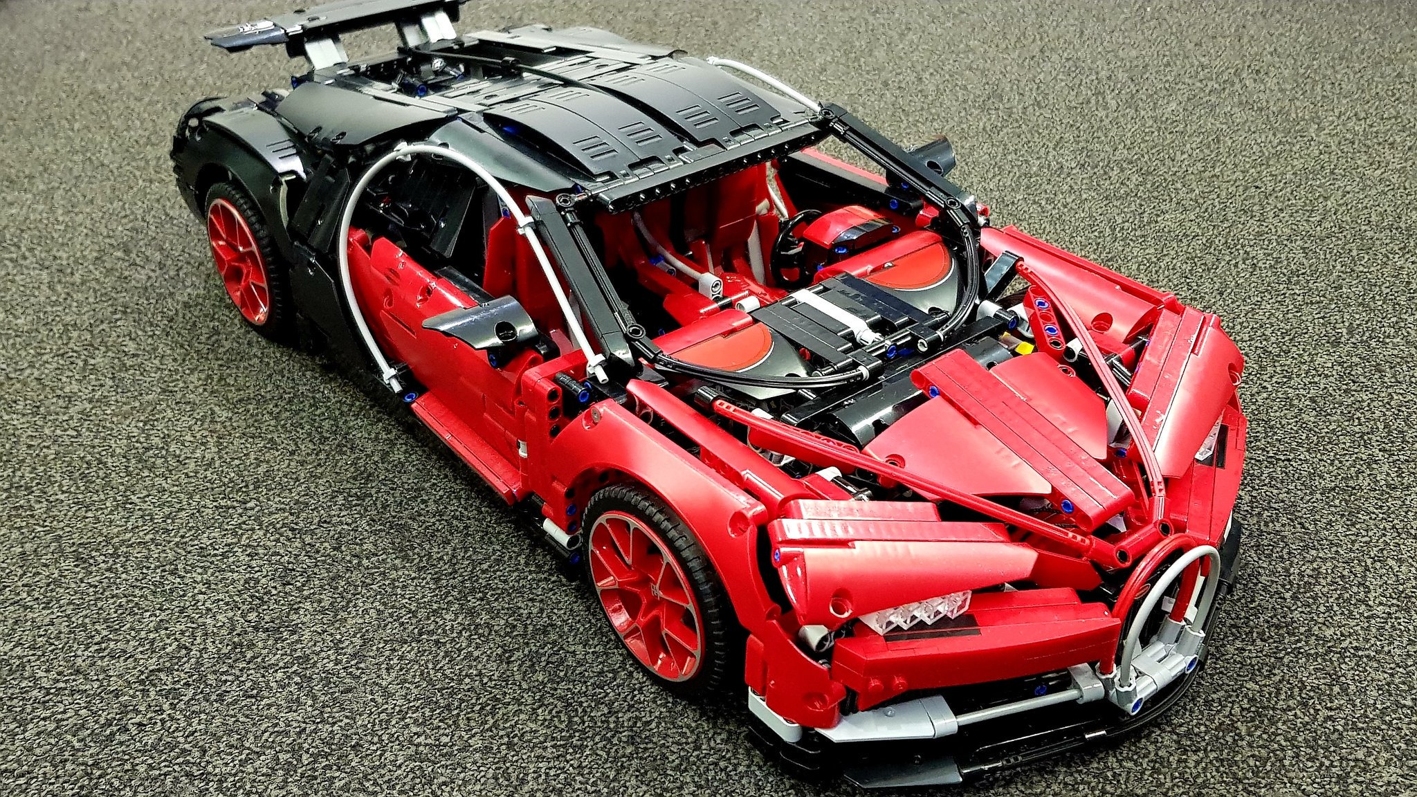 Lepin 20086B Bugatti Chiron 4031pcs