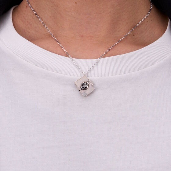 PRE-ORDER : JoJo's Bizarre Adventure Diamond is Unbreakable Accessory Collection