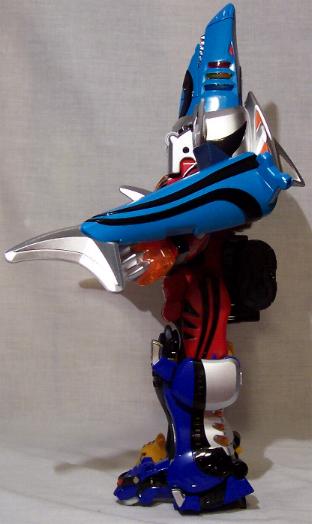 Juken Sentai Gekiranger - DX Geki Shark by Bandai