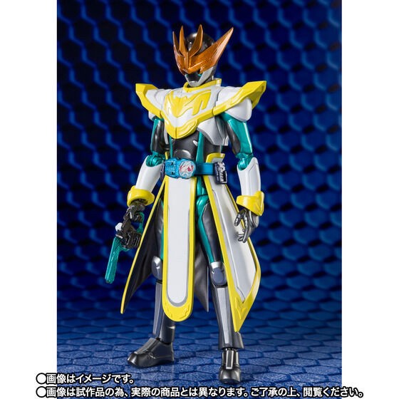 PRE-ORDER : S.H.Figuarts Kamen Rider Live Bat Genome / Jackal Genome